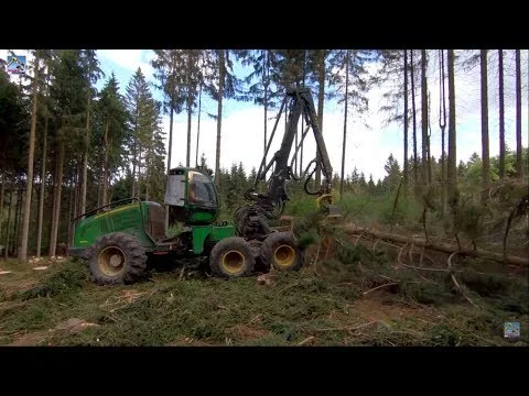 Форвардер John Deere 1470G