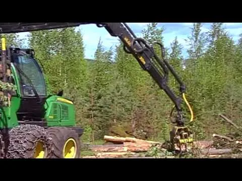 Форвардер John Deere 1510G