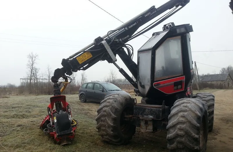 Харвестер колесный Valmet 911