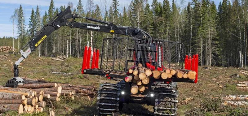 Форвардер Komatsu 890.3