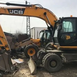 Колесный экскаватор JCB JS160w