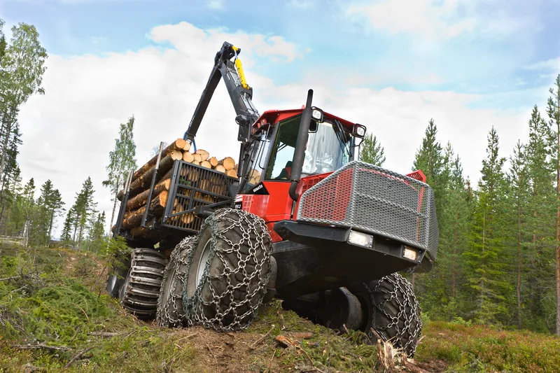 Форвардер Komatsu 890.3