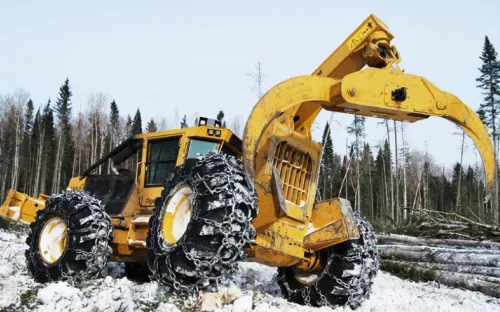 Валочно-пакетирующая техника JCB JS305