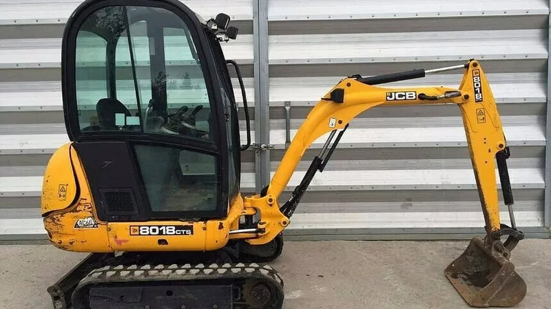 Мини-экскаватор JCB 80 18