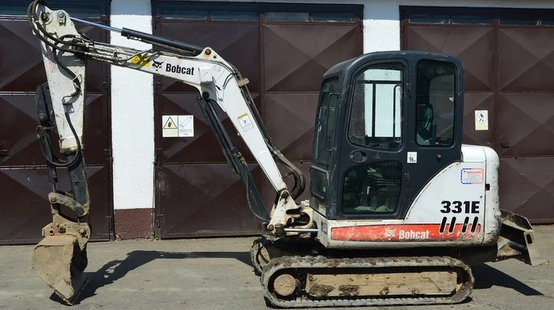 Мини-экскаватор Bobcat 331E
