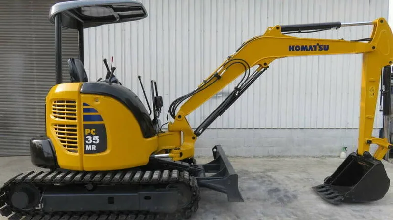 Мини-экскаватор Komatsu PC35