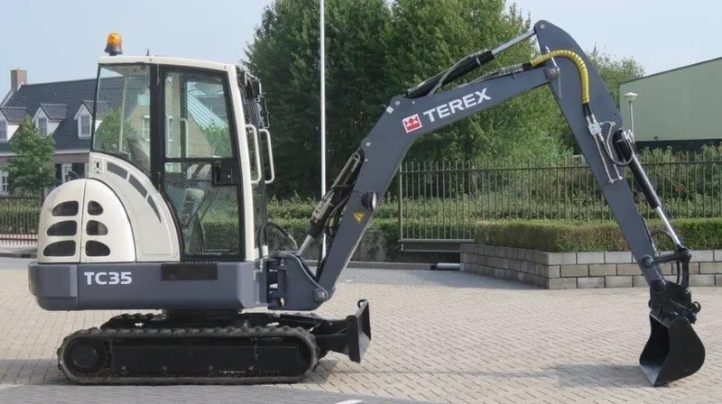 Мини-экскаватор TEREX TC 35