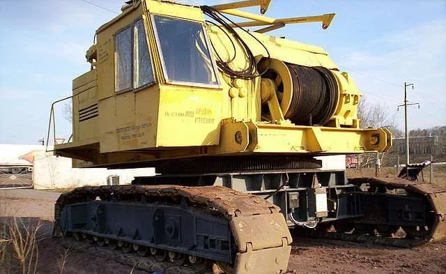 Гусеничный кран APV ДЭК-50