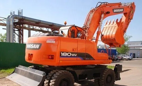 Колесный экскаватор DOOSAN 180WV