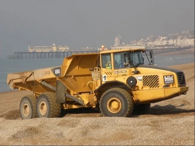Самосвал с шарнирно-сочлененной рамой Volvo A35D