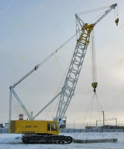 Гусеничный кран ЧЕЛЯБИНЕЦ ДЭК-401