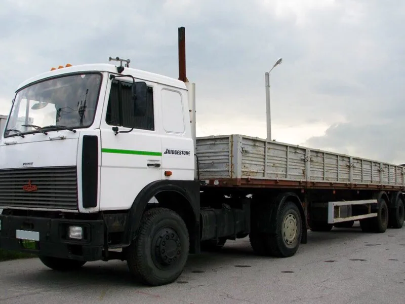 Длинномер МАЗ 5917А2-390