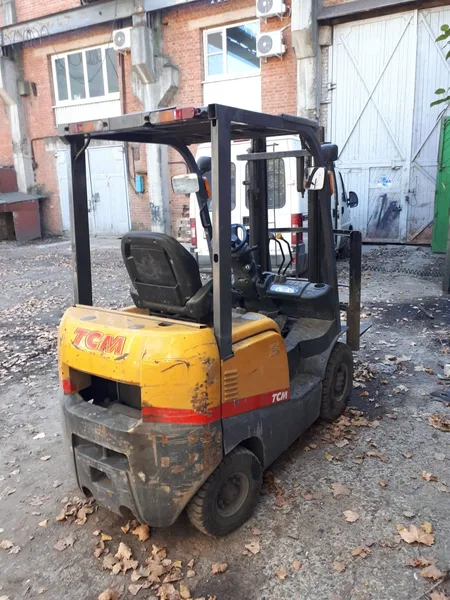 Вилочный погрузчик Komatsu FD15