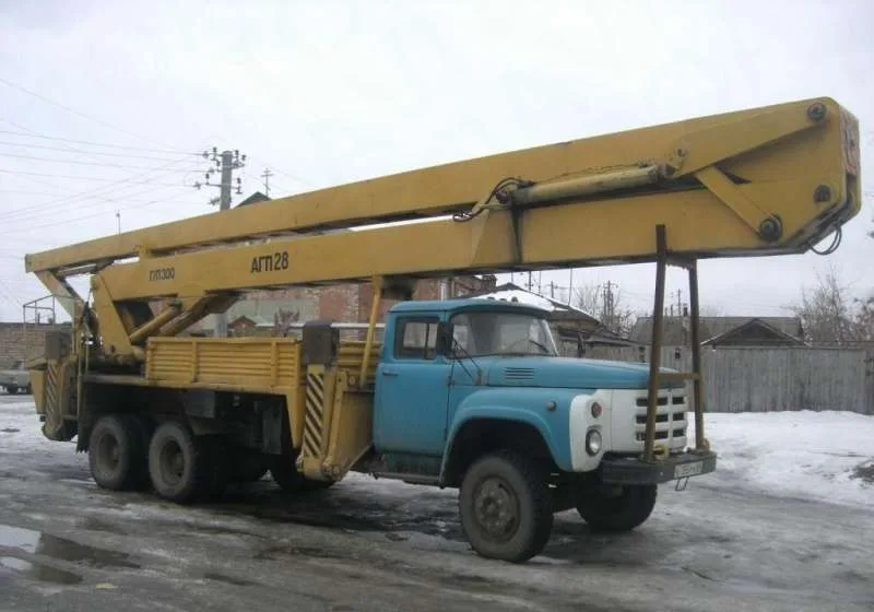 Средневысотная автовышка ЗИЛ АГП-28