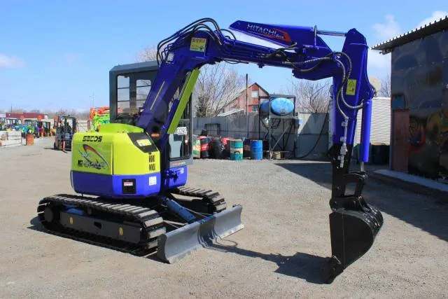 Мини-экскаватор Hitachi EX40UR