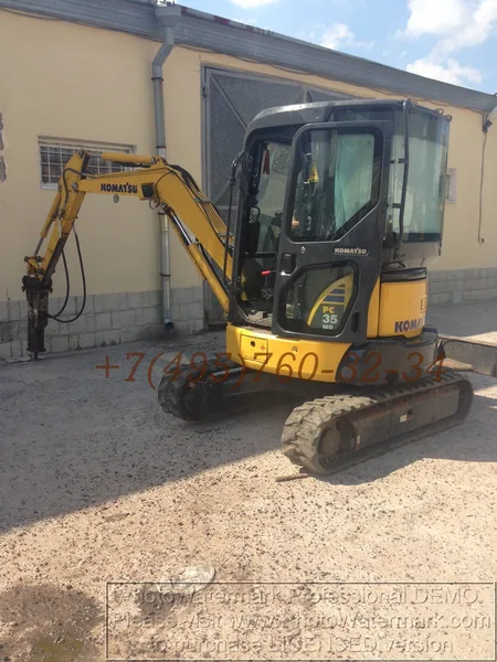 Мини-экскаватор                                                         Komatsu                                                     PC 35
