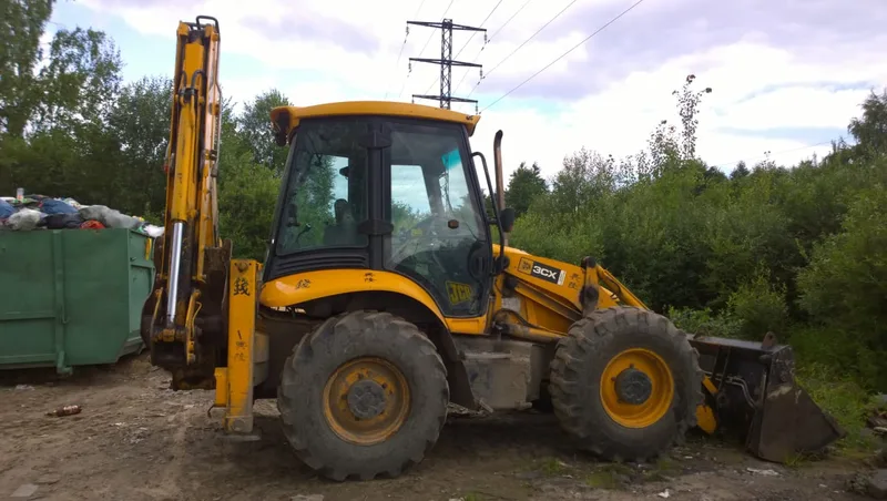 Экскаватор-погрузчик                                                         JCB                                                     3cx
