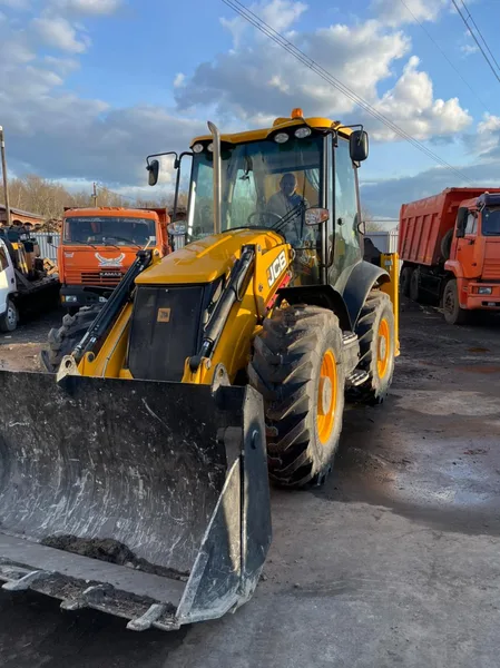 Экскаватор-погрузчик JCB 3CX