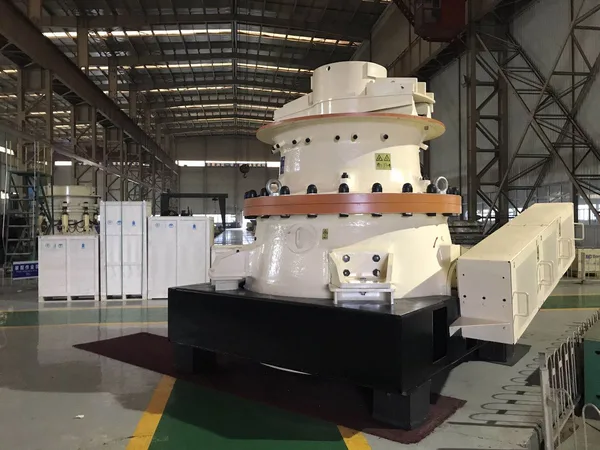 Конусная дробилка TechCarier GPT550