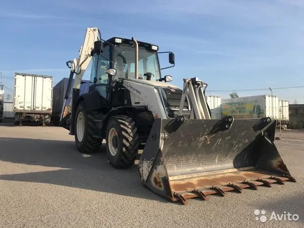 Экскаватор-Погрузчик Terex TLB 825-RM