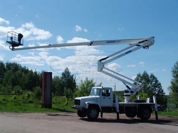 Средневысотная автовышка ГАЗ АГП-28