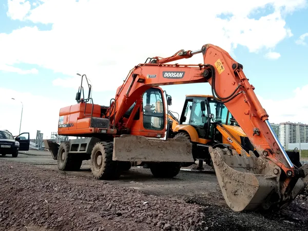 Колесный экскаватор Doosan DX160w
