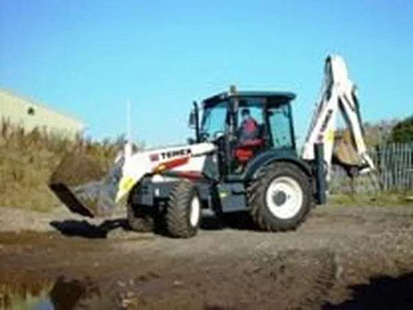 Экскаватор-погрузчик TEREX 860
