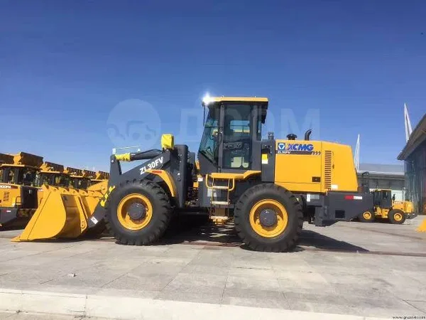 Фронтальный погрузчик XCMG ZL30FV