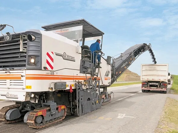 Дорожная фреза WIRTGEN W200, 1,5-2,2м