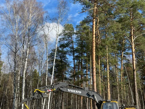 Харвестер гусеничный Volvo EC220DL