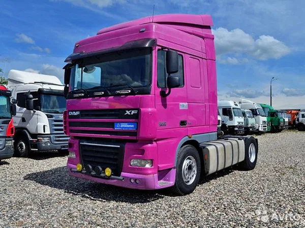 Седельный тягач DAF XF 105