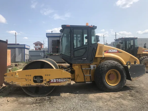 Грунтовый каток                                                         XCMG                                                     XS 163
