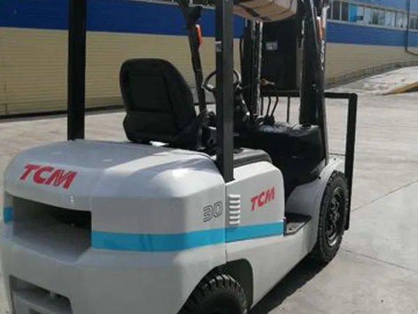 Вилочный погрузчик TCM FD30T3Z