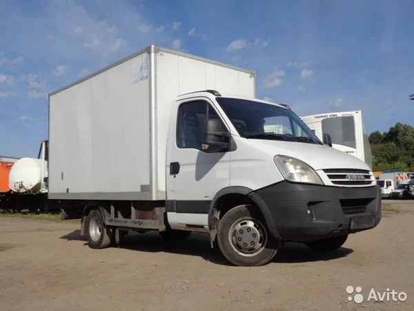 Промтоварный фургон Iveco Daily 50C15H