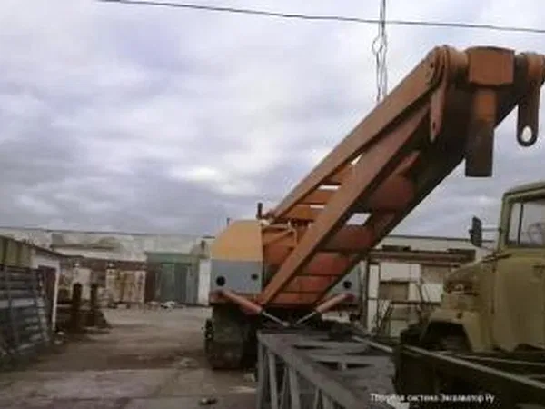 Сваебойная установка (копер) Завод Строймаш Кг-12