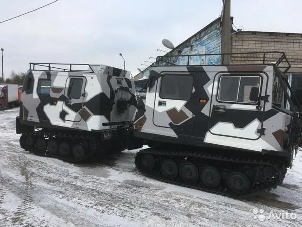 Гусеничный вездеход Hagglunds BV206 (лось)