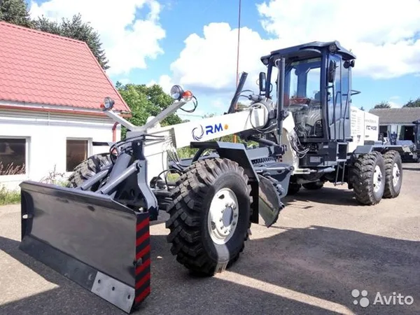 Автогрейдер RM-Terex ГС-14.02