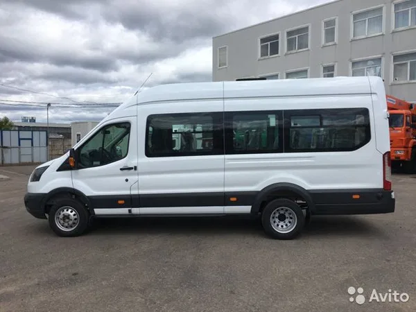 Микроавтобус FORD Transit