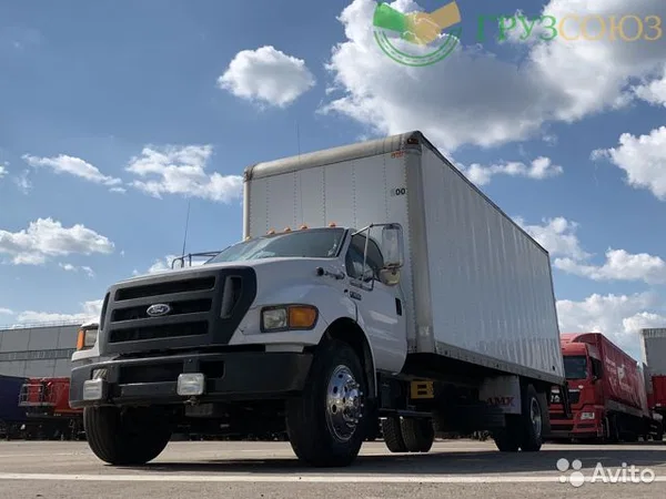Грузовой фургон Ford F650