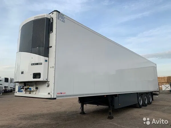 Полуприцеп рефрижератор Schmitz Cargobull Thermo King
