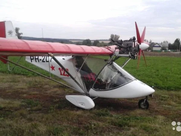 Самолет Ikarus C42
