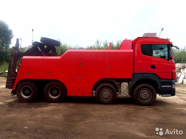Грузовой эвакуатор Scania