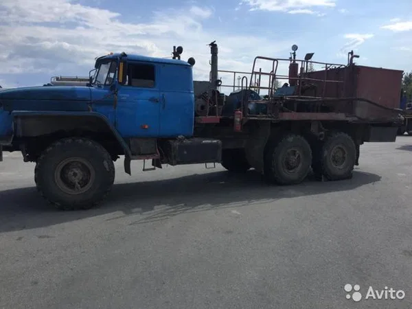 Цементировочный агрегат УРАЛ 4320-1972-40 УНБ-125Х32У