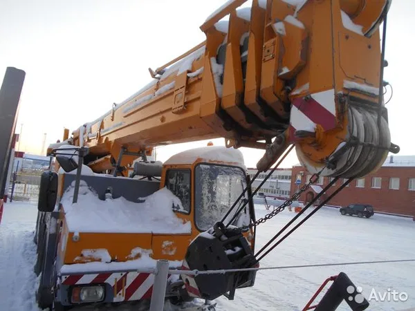 Автокран Liebherr LTM-1050/1