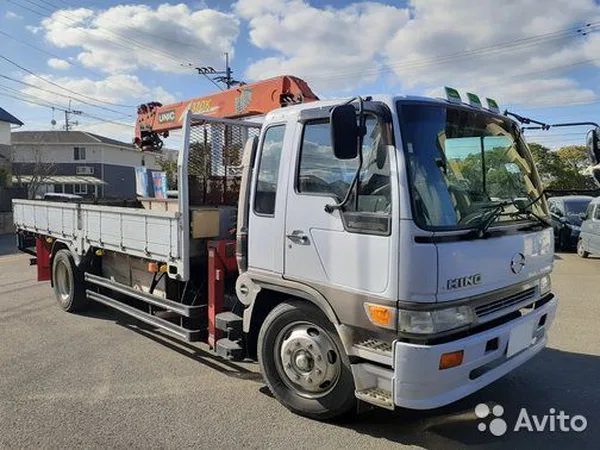Бортовой грузовик с КМУ HINO Ranger
