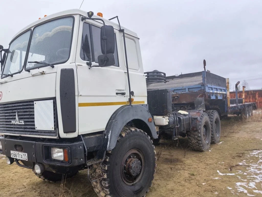 Седельный тягач МАЗ 6501А5-370-011