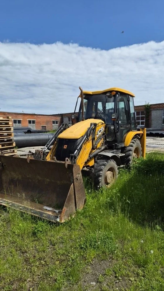 Экскаватор-погрузчик JCB 3CX