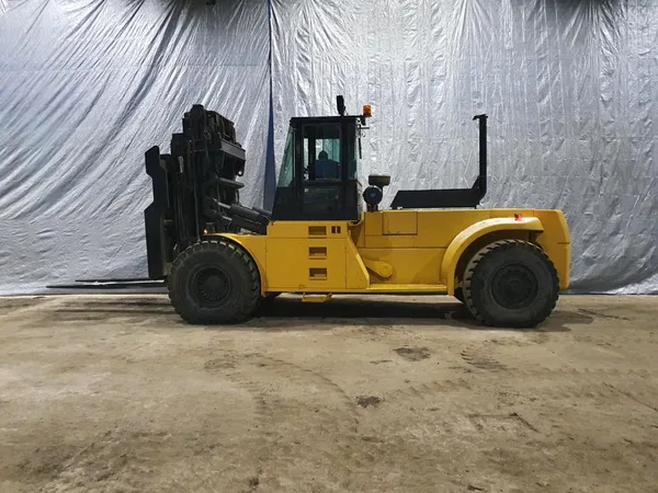 Контейнерный вилочного погрузчика Hyster H32-00F-LM грузоподъемностью 32 тн.
