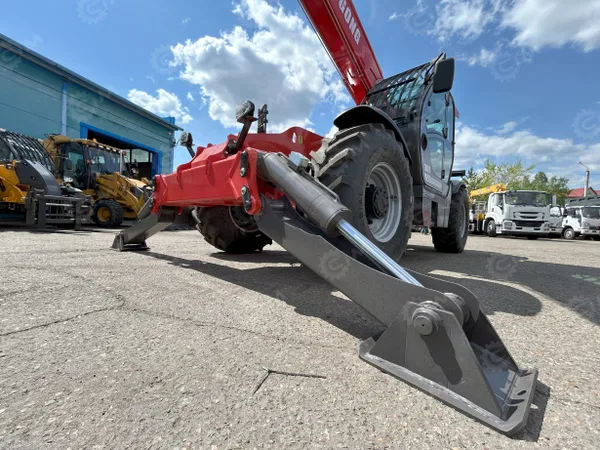 Телескопический погрузчик Yugong TR4018 4WD крабовый ход гп 4 тонны высота 18м с ковшом 2,2м3