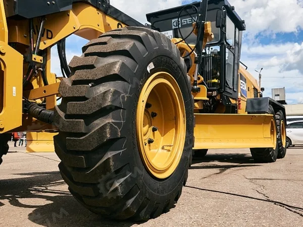 Автогрейдер Shandong SEM 922F AWD 6*6 нож, отвал, 5-ти стоечный рыхлитель